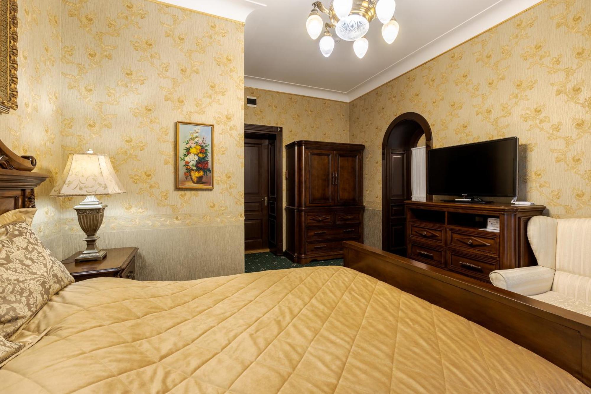 Luxury Boutique Andreevskiy Lviv Dış mekan fotoğraf